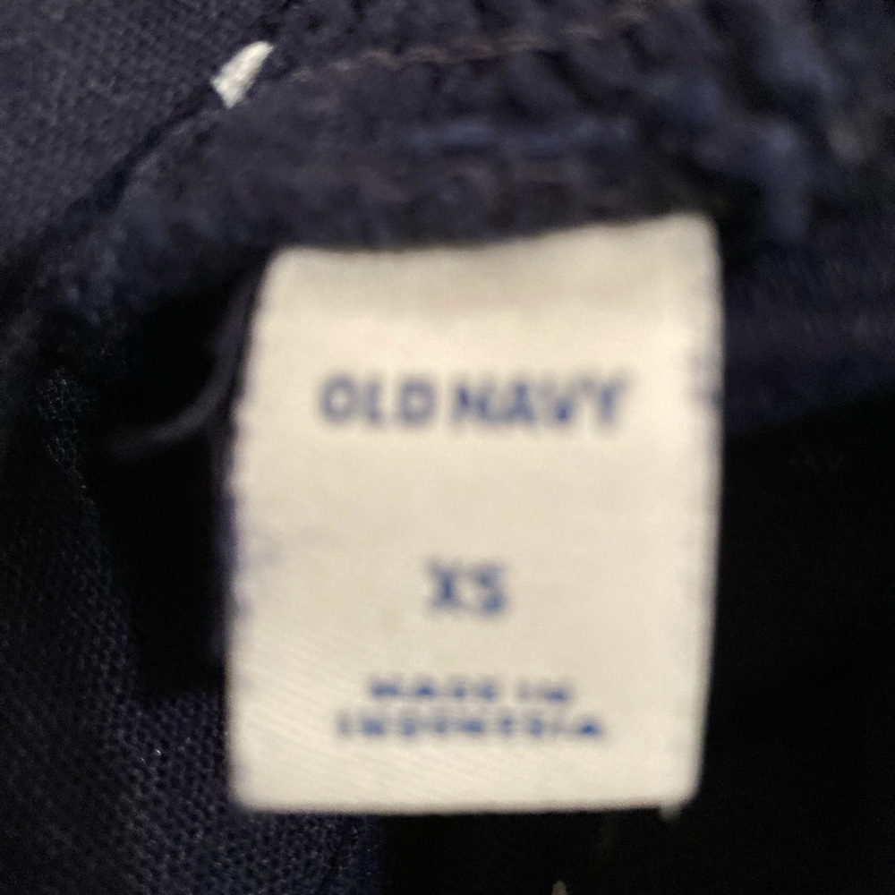 Old navy jumper. Like new